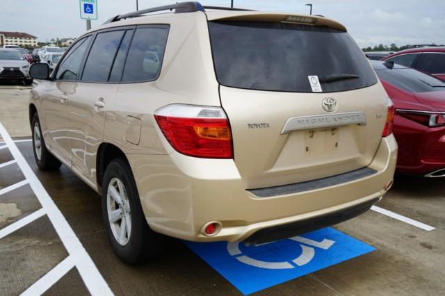 used 2008 Toyota Highlander car, priced at $11,239