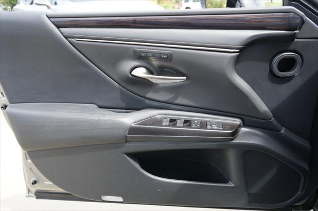 used 2019 Lexus ES 350 car, priced at $24,900