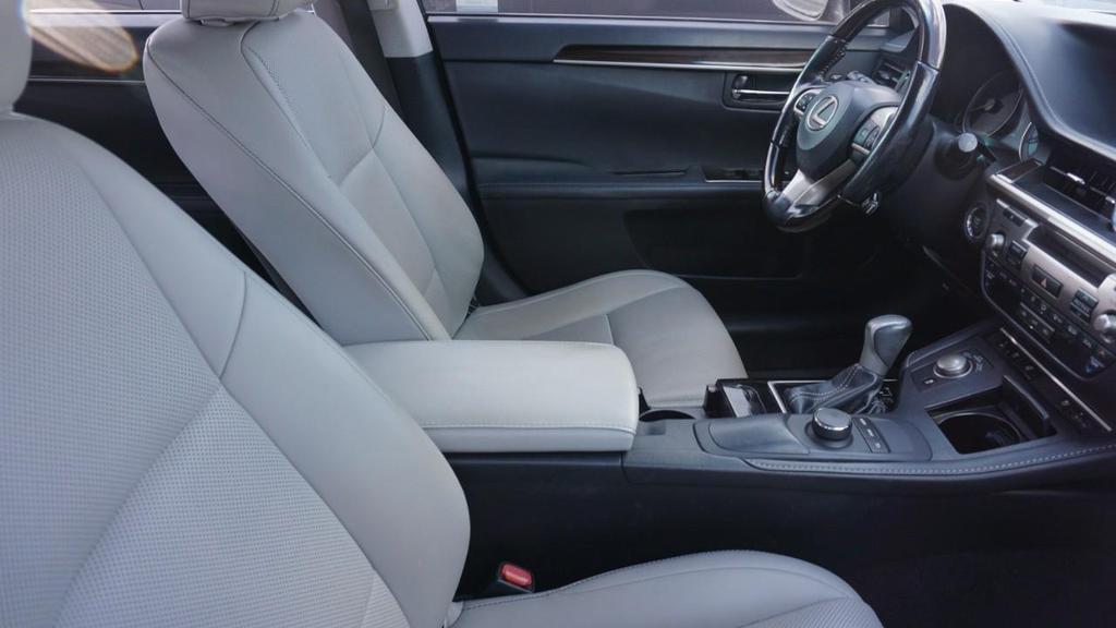used 2016 Lexus ES 350 car, priced at $14,962