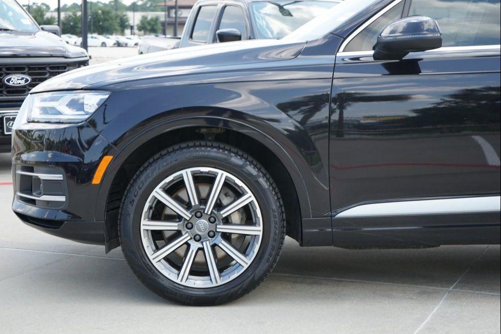 used 2018 Audi Q7 car, priced at $18,500
