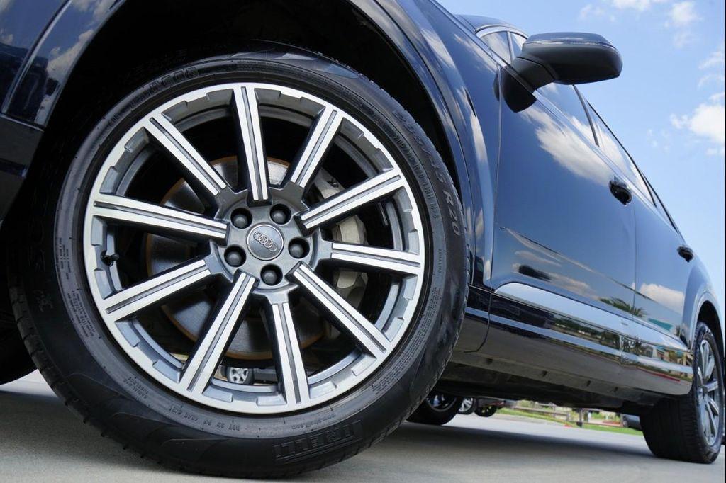used 2018 Audi Q7 car, priced at $18,500