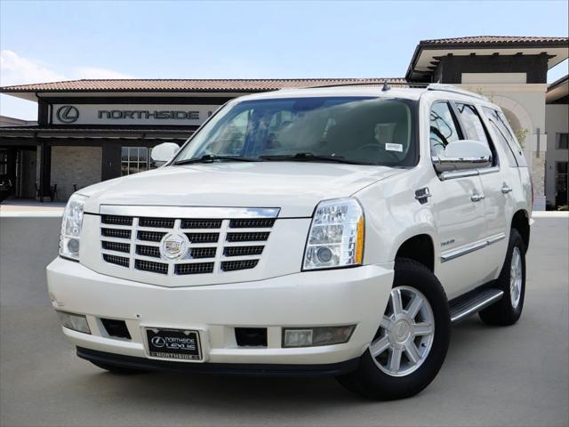 used 2013 Cadillac Escalade car, priced at $14,999