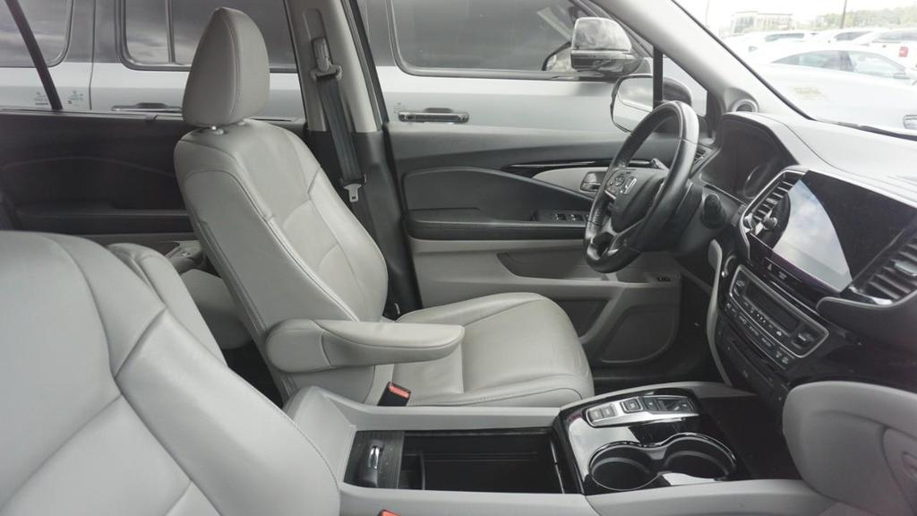 used 2020 Honda Pilot car, priced at $21,245