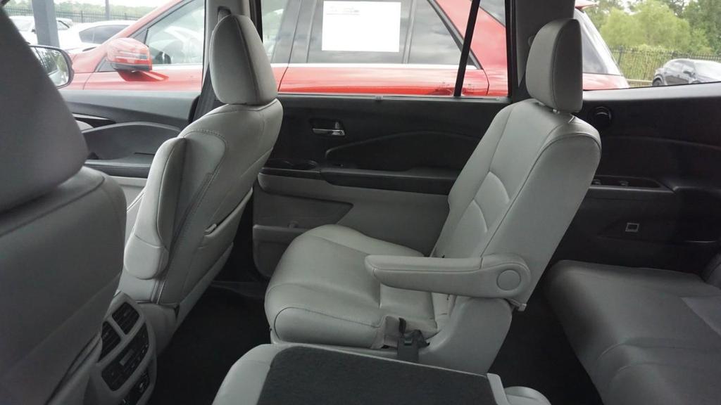 used 2020 Honda Pilot car, priced at $21,245