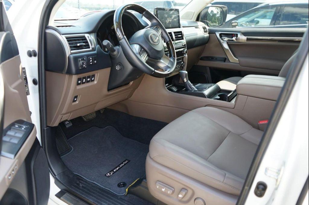 used 2023 Lexus GX 460 car, priced at $59,900