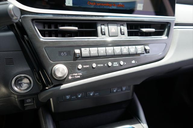 used 2024 Lexus ES 300h car, priced at $43,900