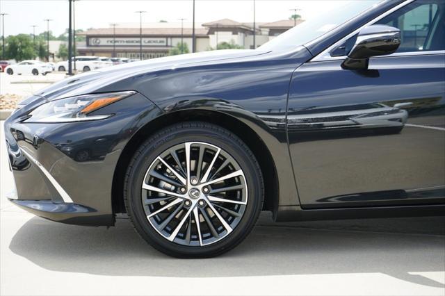 used 2024 Lexus ES 300h car, priced at $43,900