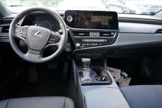 used 2024 Lexus ES 300h car, priced at $43,900