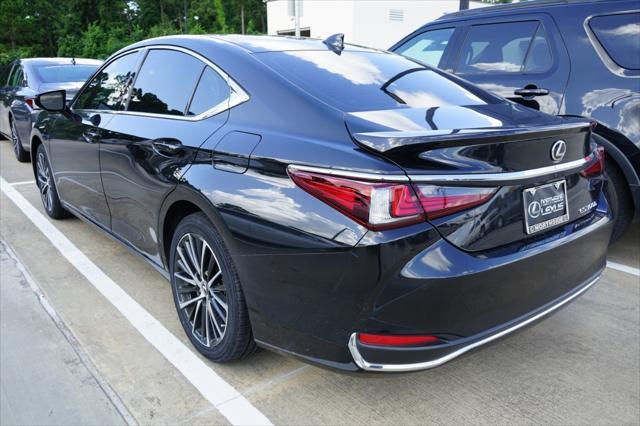 used 2024 Lexus ES 300h car, priced at $43,900