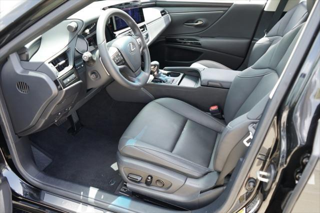 used 2024 Lexus ES 300h car, priced at $43,900