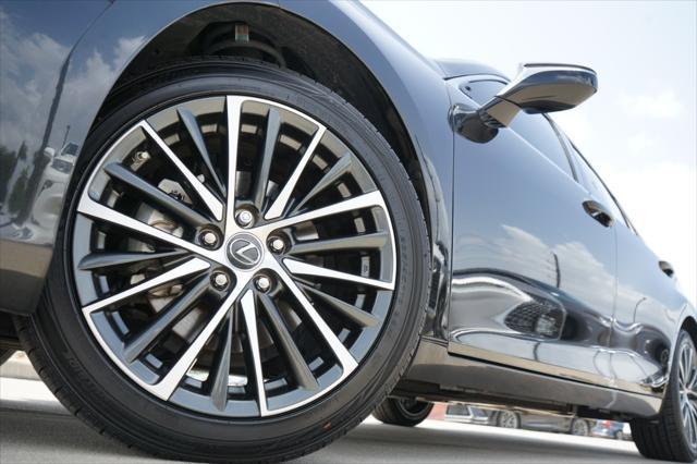 used 2024 Lexus ES 300h car, priced at $43,900