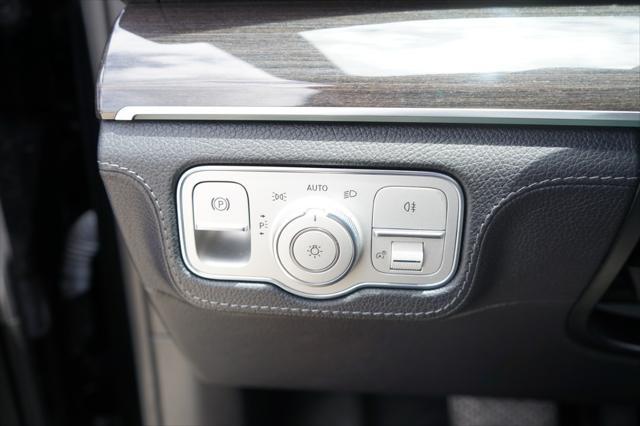 used 2020 Mercedes-Benz GLE 580 car, priced at $40,347
