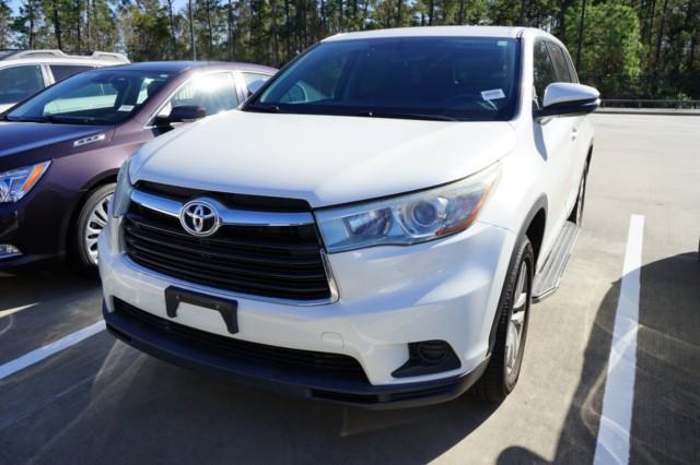 used 2016 Toyota Highlander car, priced at $19,950