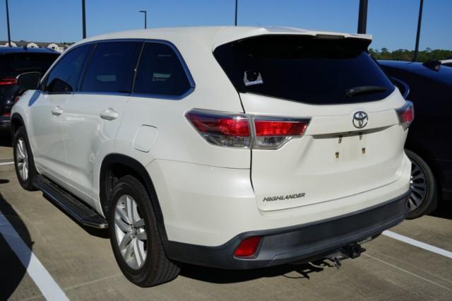 used 2016 Toyota Highlander car, priced at $19,950