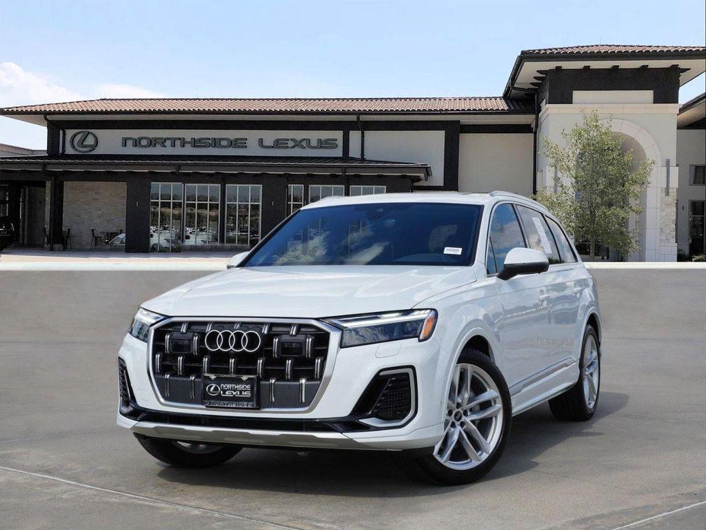 used 2025 Audi Q7 car, priced at $58,900