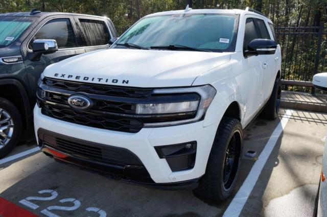 used 2022 Ford Expedition car, priced at $43,365