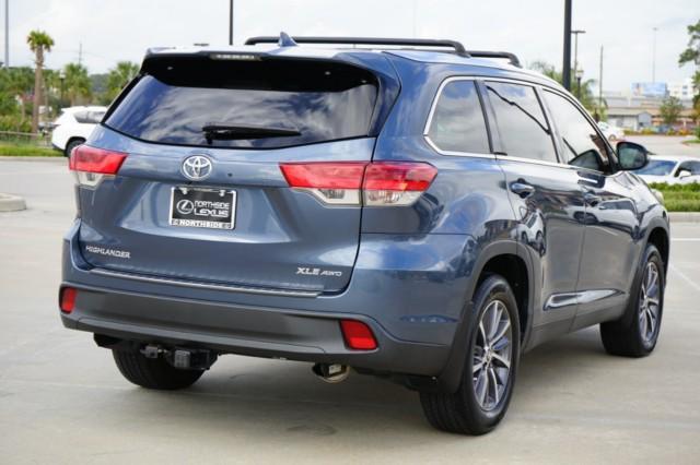 used 2019 Toyota Highlander car, priced at $31,500