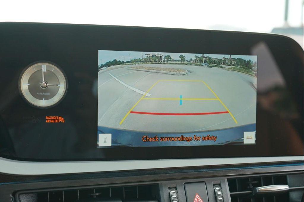 used 2024 Lexus ES 250 car, priced at $37,999