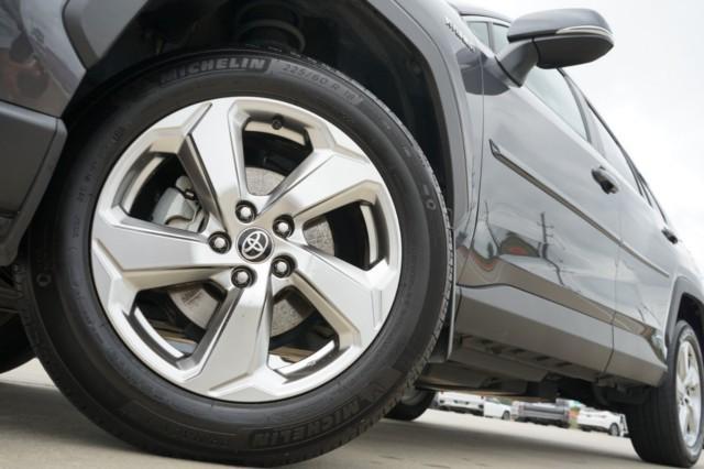 used 2021 Toyota RAV4 Hybrid car, priced at $28,286
