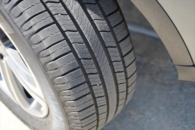 used 2019 Mercedes-Benz GLC 300 car, priced at $21,500