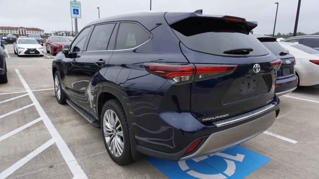 used 2024 Toyota Highlander car, priced at $42,956