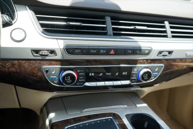 used 2018 Audi Q7 car, priced at $21,450