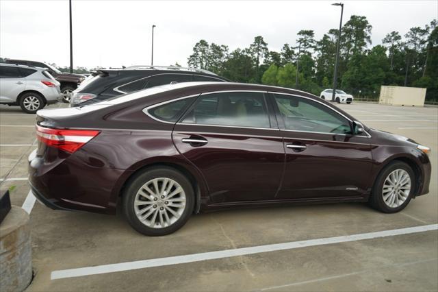 used 2013 Toyota Avalon Hybrid car, priced at $6,900