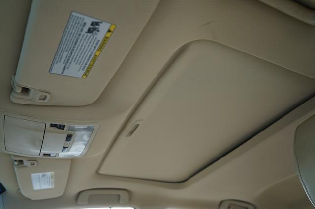 used 2013 Toyota Avalon Hybrid car, priced at $6,900