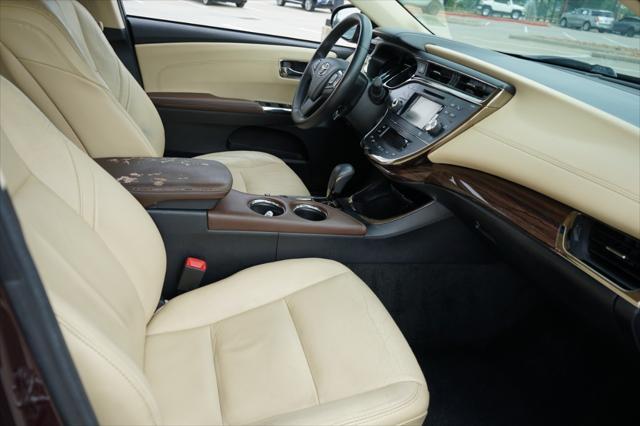 used 2013 Toyota Avalon Hybrid car, priced at $6,900