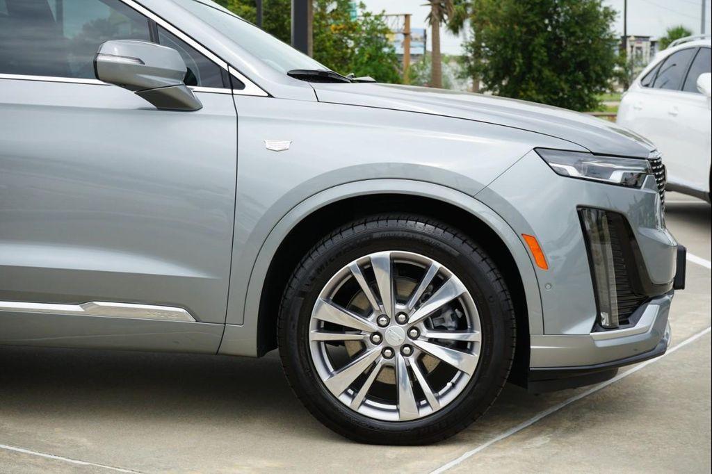 used 2024 Cadillac XT6 car, priced at $44,499