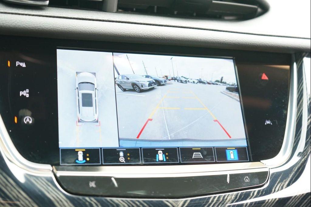 used 2024 Cadillac XT6 car, priced at $44,499
