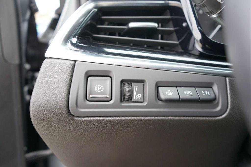 used 2024 Cadillac XT6 car, priced at $44,499