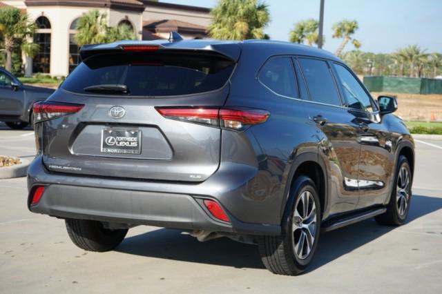 used 2020 Toyota Highlander car, priced at $29,500