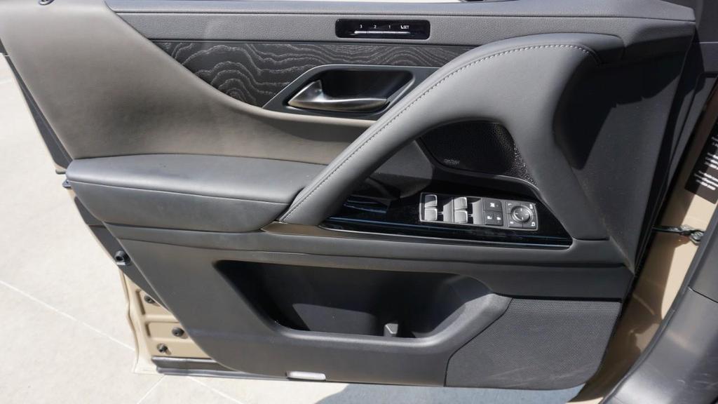 used 2025 Lexus LX 700h car, priced at $117,900