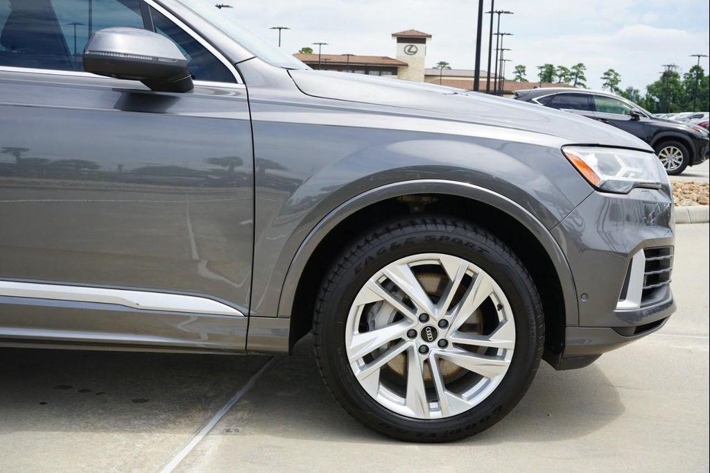 used 2021 Audi Q7 car, priced at $30,300