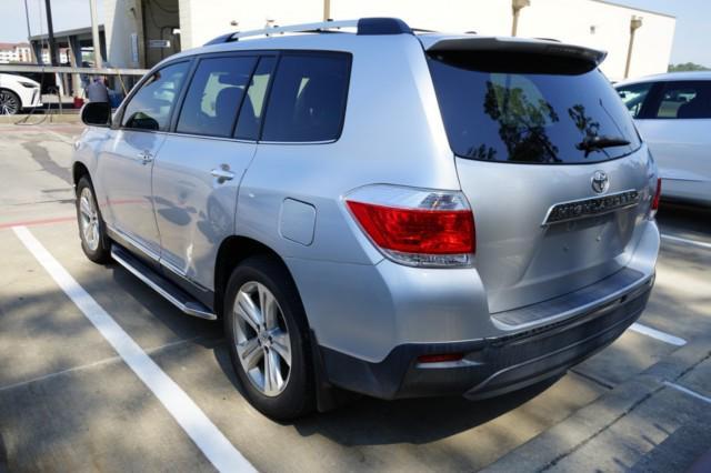 used 2013 Toyota Highlander car, priced at $17,679