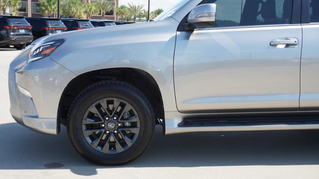 used 2023 Lexus GX 460 car, priced at $57,600
