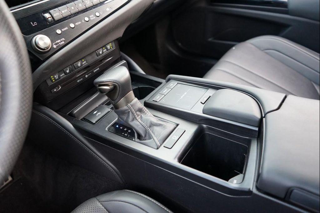 used 2022 Lexus ES 350 car, priced at $28,900