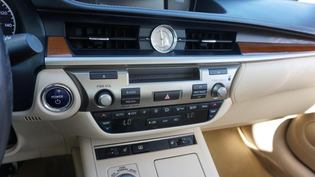 used 2013 Lexus ES 300h car, priced at $11,935