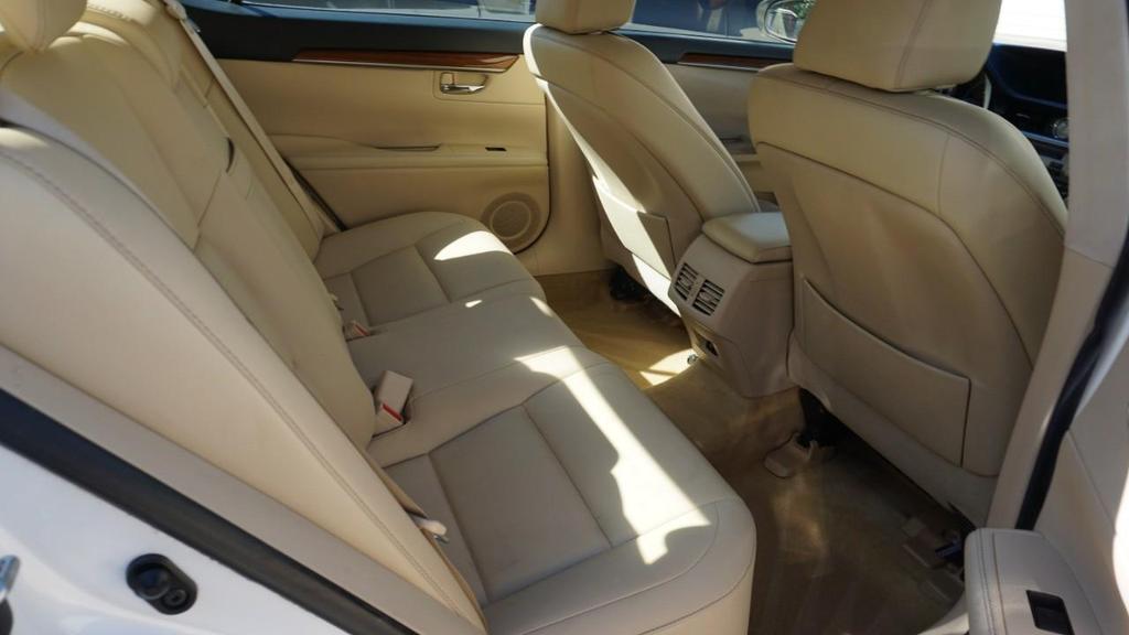 used 2013 Lexus ES 300h car, priced at $11,935