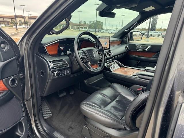 used 2018 Lincoln Navigator car, priced at $36,456