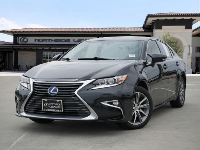 used 2018 Lexus ES 300h car, priced at $25,124