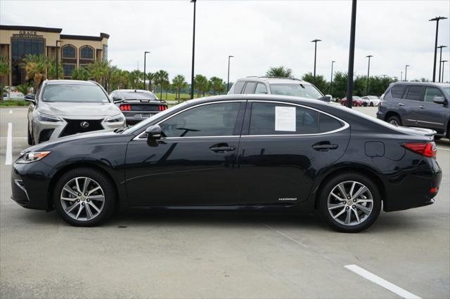 used 2018 Lexus ES 300h car, priced at $22,999
