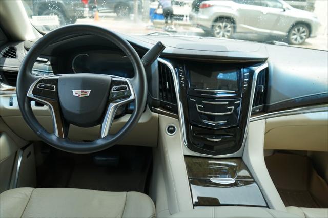 used 2018 Cadillac Escalade ESV car, priced at $22,479