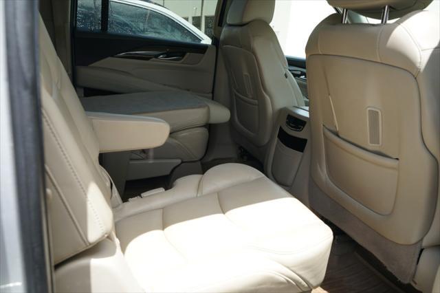 used 2018 Cadillac Escalade ESV car, priced at $22,479
