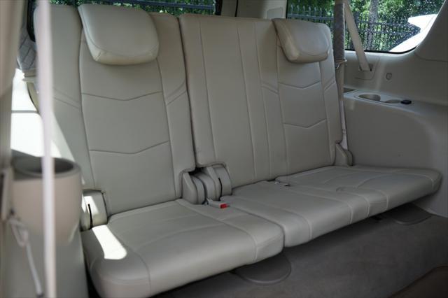 used 2018 Cadillac Escalade ESV car, priced at $22,479
