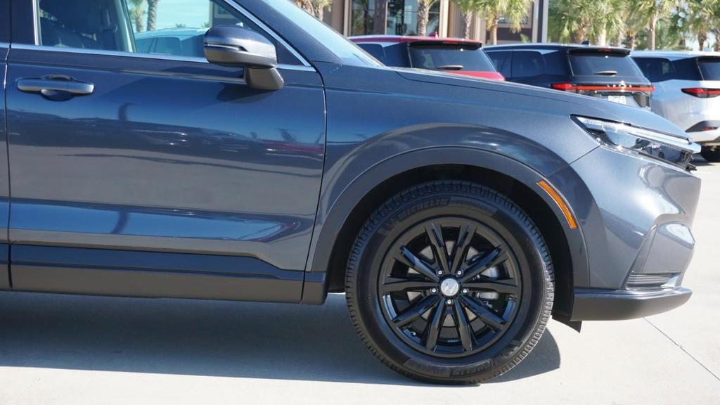 used 2025 Honda CR-V car, priced at $27,500