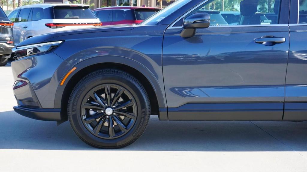 used 2025 Honda CR-V car, priced at $27,500