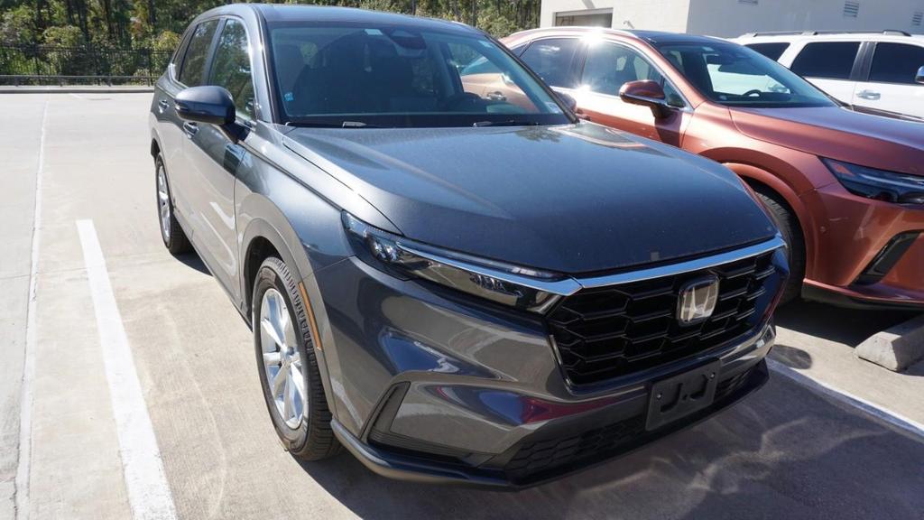used 2025 Honda CR-V car, priced at $27,500