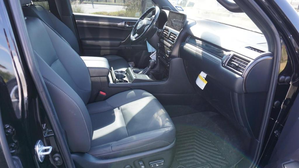 used 2022 Lexus GX 460 car, priced at $42,848